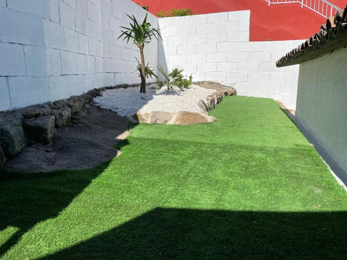Casita Independiente Y Tres Apartamentos Con Piscina Ladeira Playa ไบโยนา ภายนอก รูปภาพ
