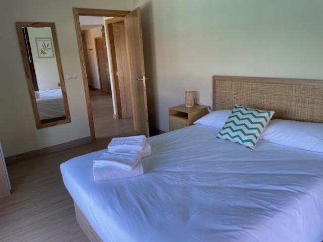 Casita Independiente Y Tres Apartamentos Con Piscina Ladeira Playa ไบโยนา ภายนอก รูปภาพ