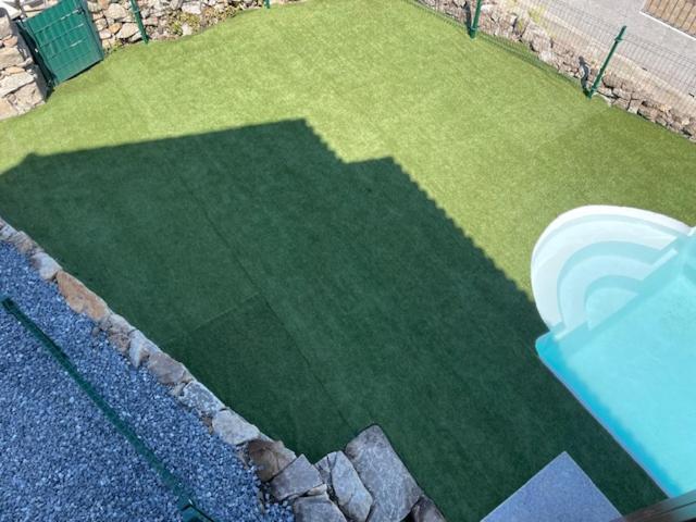Casita Independiente Y Tres Apartamentos Con Piscina Ladeira Playa ไบโยนา ภายนอก รูปภาพ